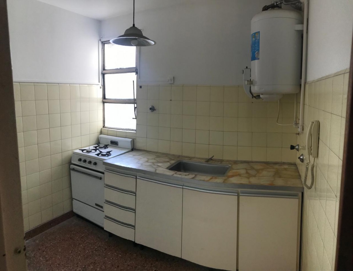 ALQUILER DEPARTAMENTO 3 AMBIENTES EN EXCELENTE ZONA CENTRICA DE SAN JUSTO