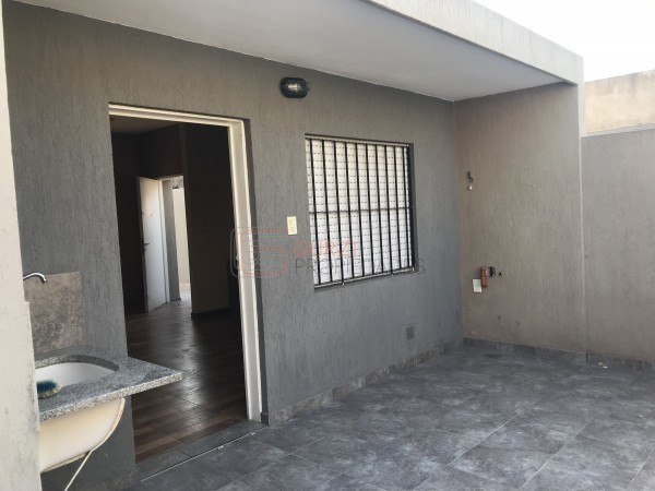 Alquiler Casa 3 amb.