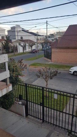 VENTA DPTO 2 AMB. CON TERRAZA PROPIA / VILLA LUZURIAGA (MUY BUENA ZONA)