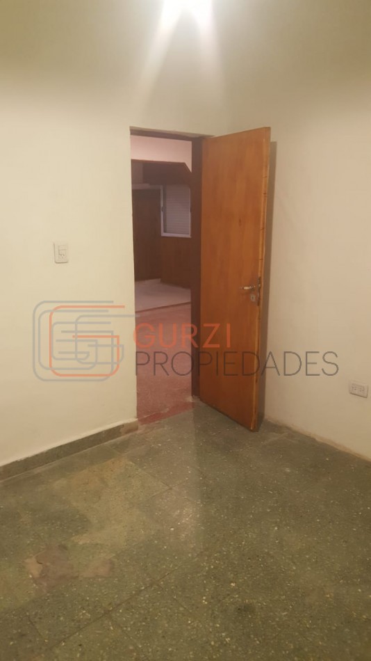 ALQUILER PH 3 AMBIENTES