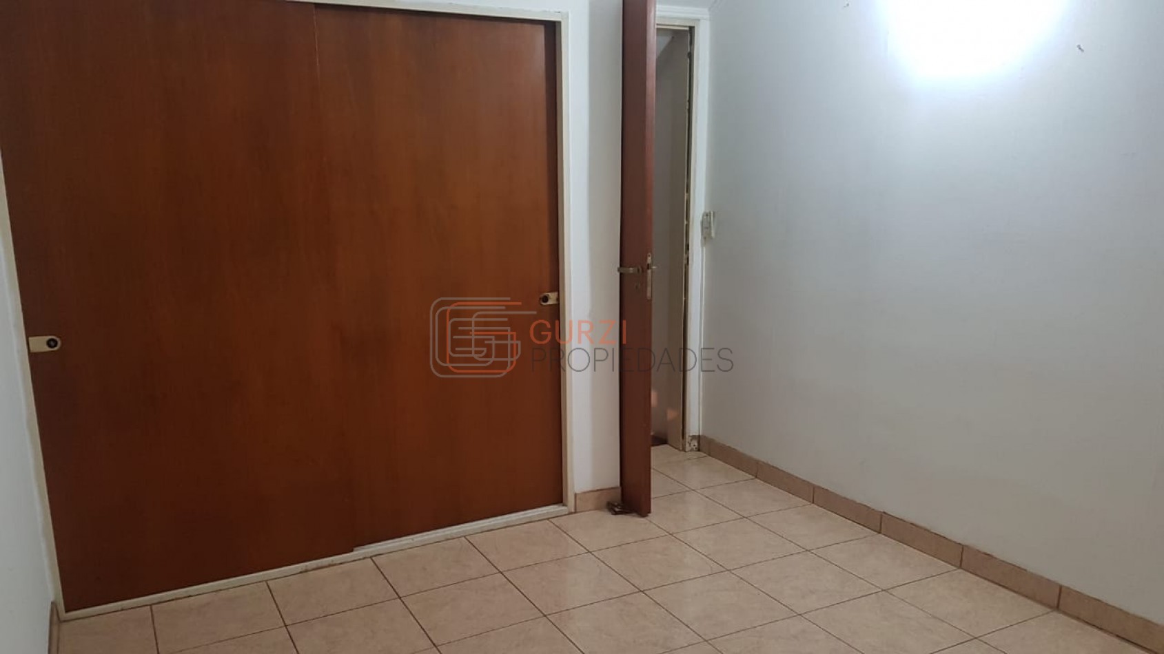 ALQUILER DPTO 2 AMB. CON ENTREPISO Y LAVADERO