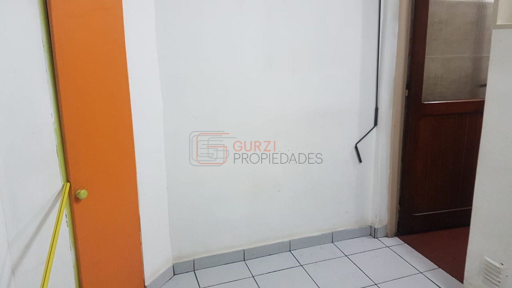 ALQUILER DPTO 2 AMB. CON ENTREPISO Y LAVADERO